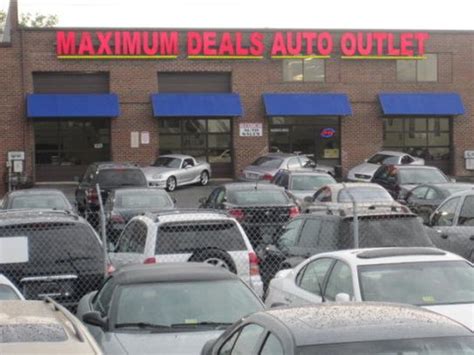 Business Profile for Maximum Auto Outlet .